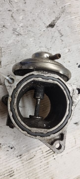 03017 Supapa egr 1.9 tdi 038131501af