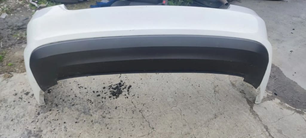 BARA SPATE SKODA RAPID