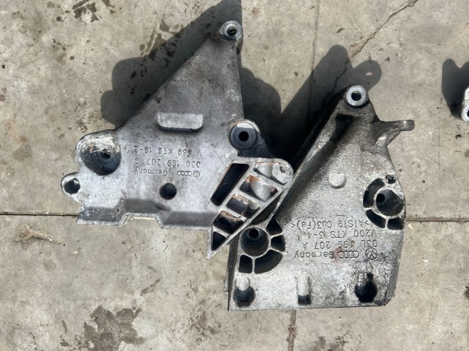 Suport Motor 1.9 / 2.0 TDI Volkswagen Skoda Seat 03G199207G / 03L199207A