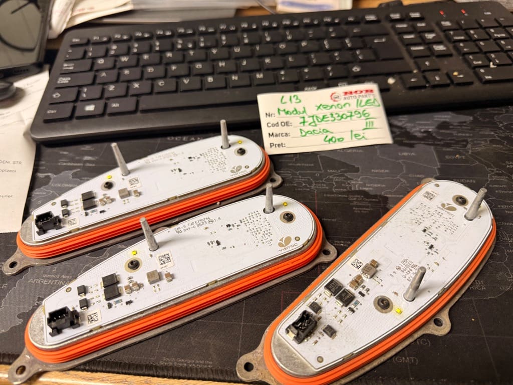 L15 Modul Led / Xenon Dacia 7JDE330796