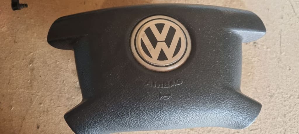 03697 Airbag volan 4 spite volkswagen 7h0880201q