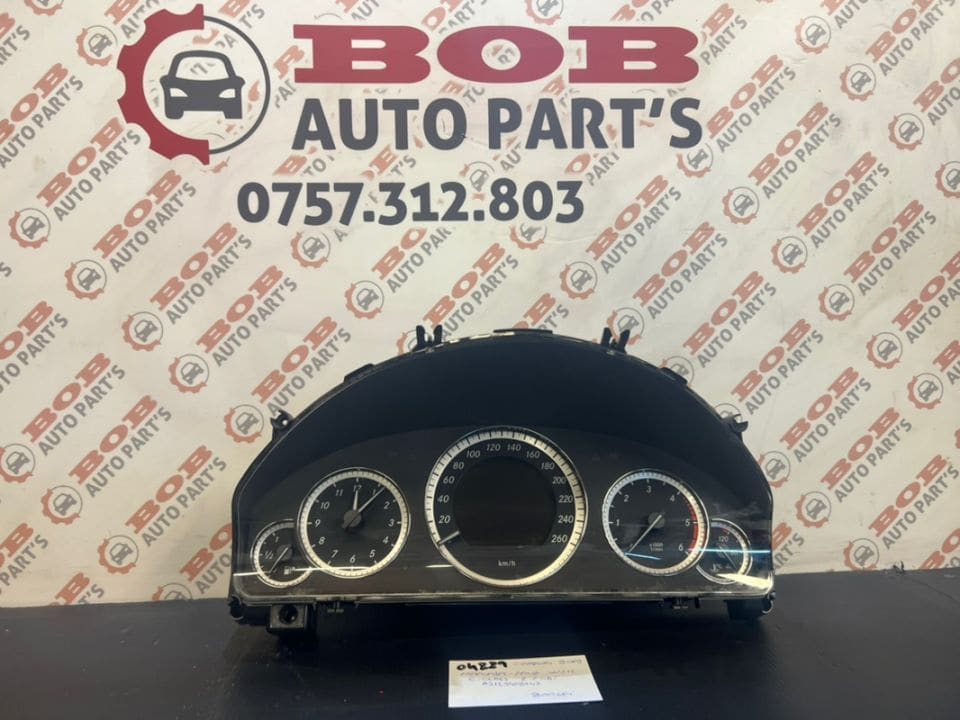 Ceasuri Bord Mercedes-Benz E-Class W212 2009+ Europa A2125408747