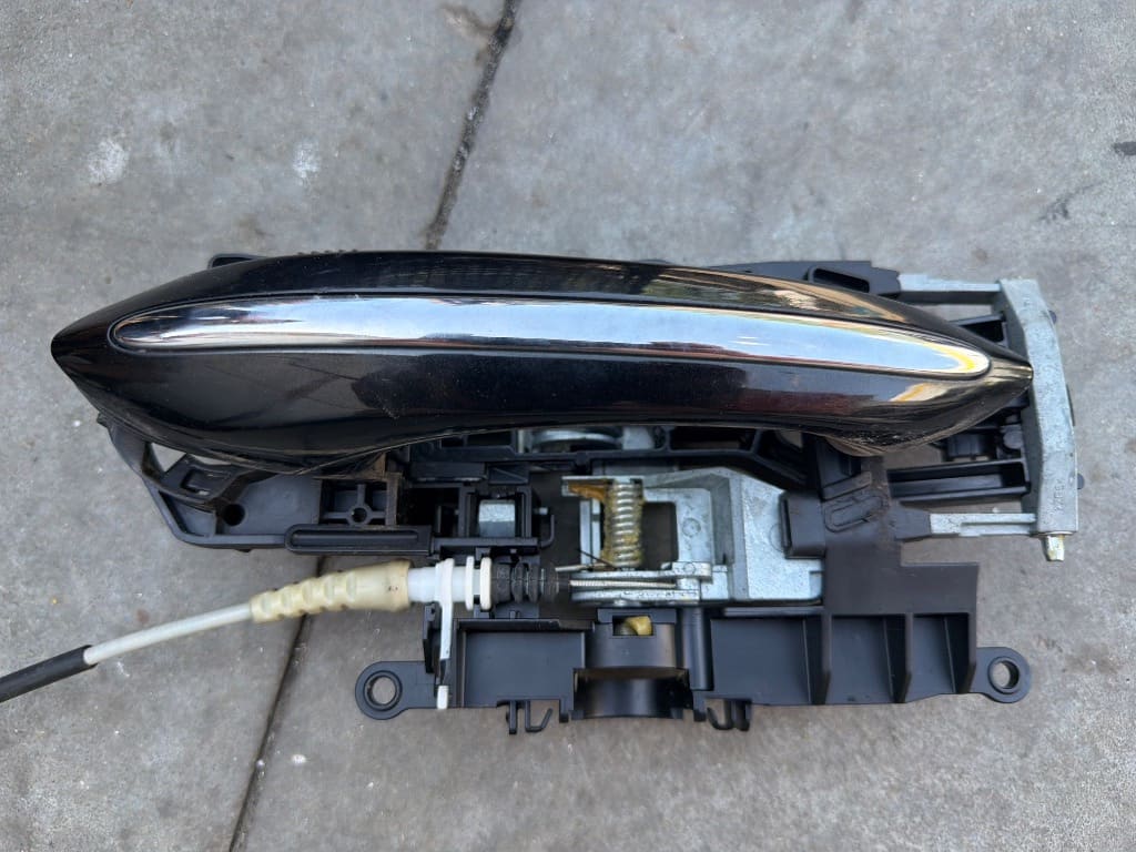 Maner Deschidere Usa Cu Keyless Dreapta Fata BMW Seria 5 / Seria 7 / Seria 6