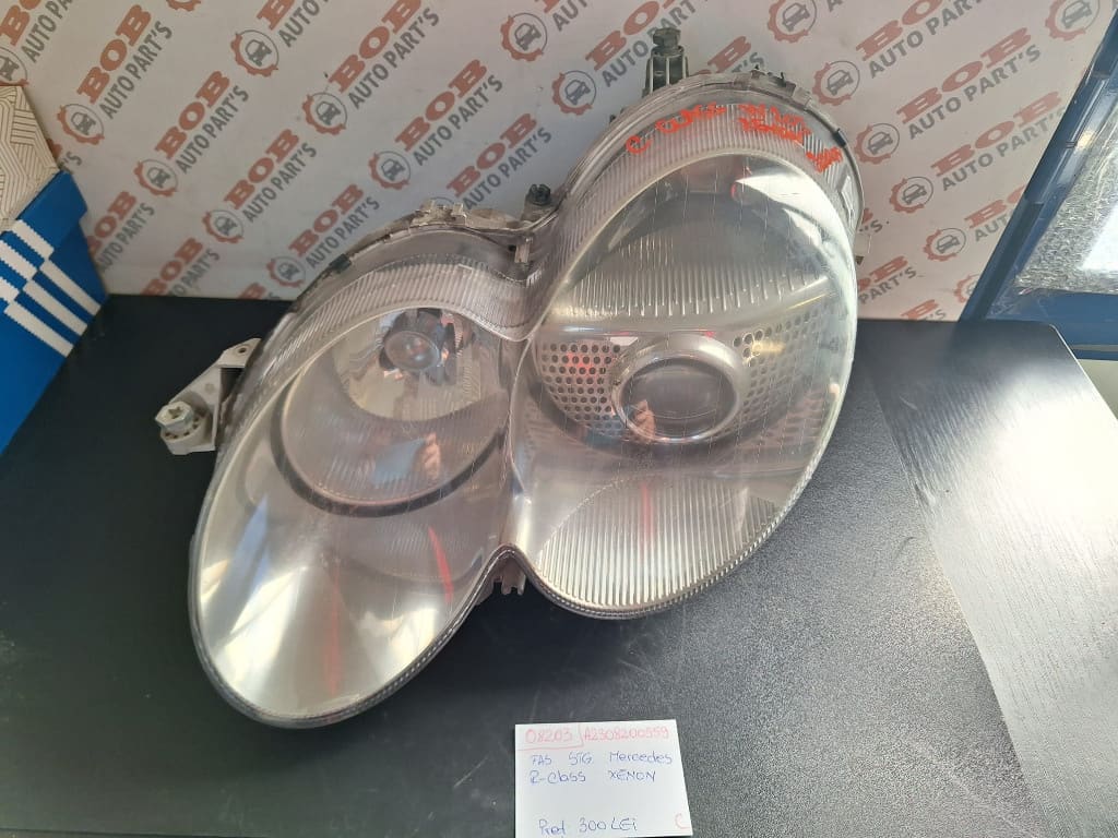 08203 A2308200559 FAR STANGA XENON MERCEDES R-CLASS