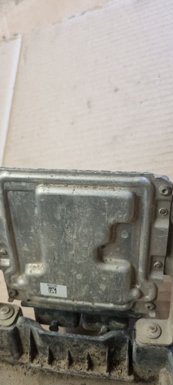 03261 ECU calculator motor 1.0 vw up 04c906020