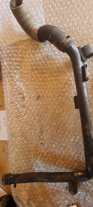 01318 Conducta apa din termostat 2.0 tdi 03l121065aj