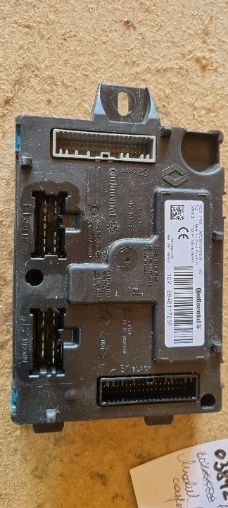 03892 Modul confort BCM renault A2092226606 284b11723r