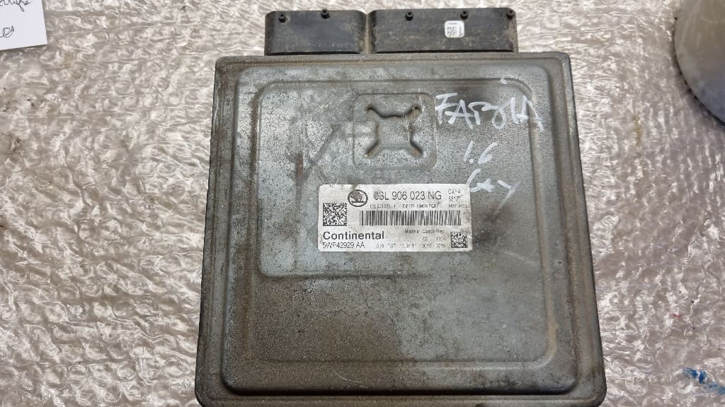 04942 ECU Calculator motor Skoda Fabia, 03L906023NG