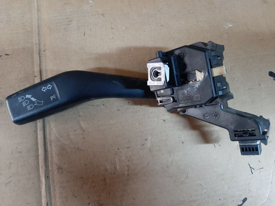 02382 01050 Maneta semnalizare Vw,Seat, Skoda 1K0953513E