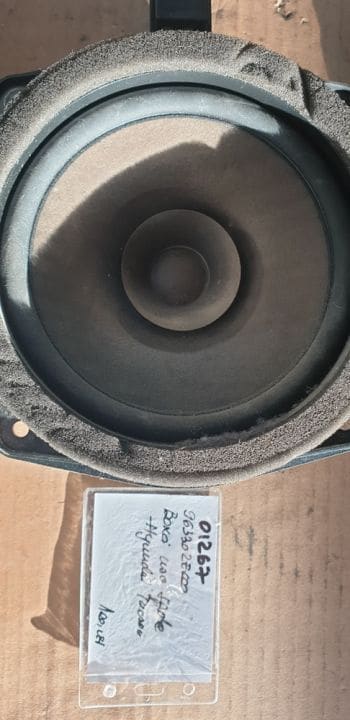 01267 Boxa usa spate Hyundai Tucson 963302E000