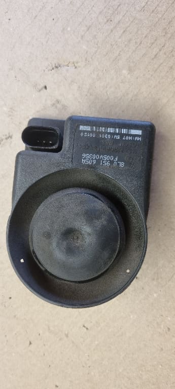 05830 Sirena alarma seat exeo audi a4 8l0951605a