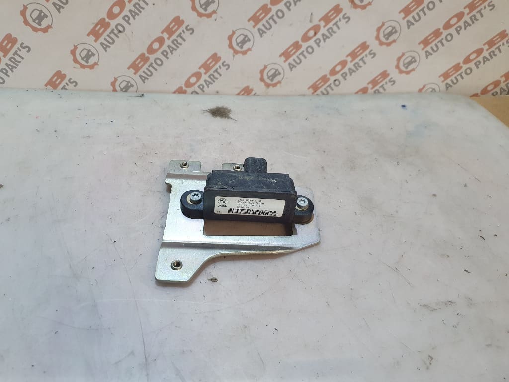 0311 6778421 01 SENZOR / MODUL ESP BMW