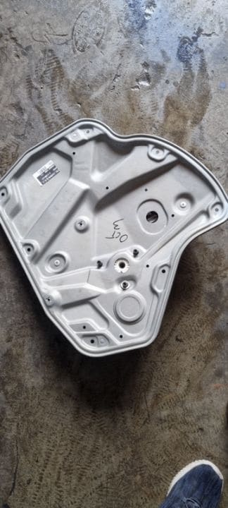 03966 01399 Macara geam electric dreapta spate Skoda Octavia 2 berlina/ Skoda Octavia 3