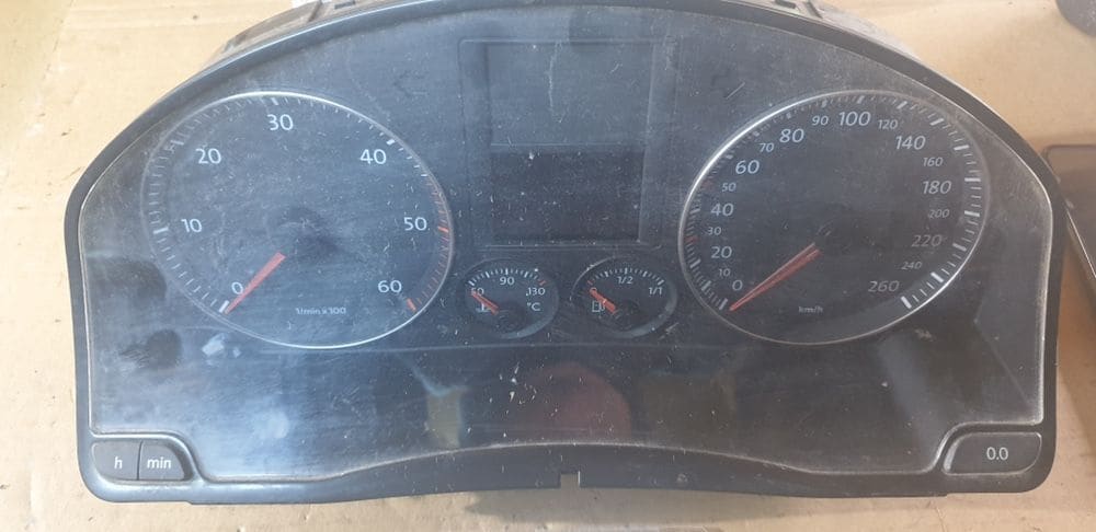 01196 Ceasuri bord Vw Golf 5 Plus, Vw Golf 6 Plus