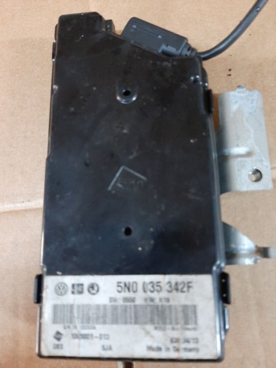 02424 Modul audio Skoda Rapid