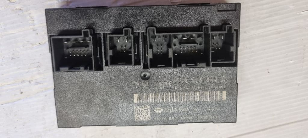 04115 Modul confort pentru VW Passat B6 3C0959433K