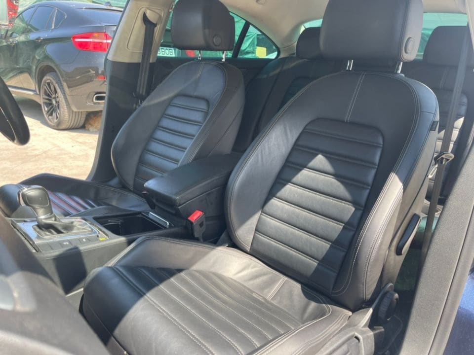 Scaune + Banchete 5 Locuri Volkswagen Passat CC cu Incalzire(in scaunele fata)