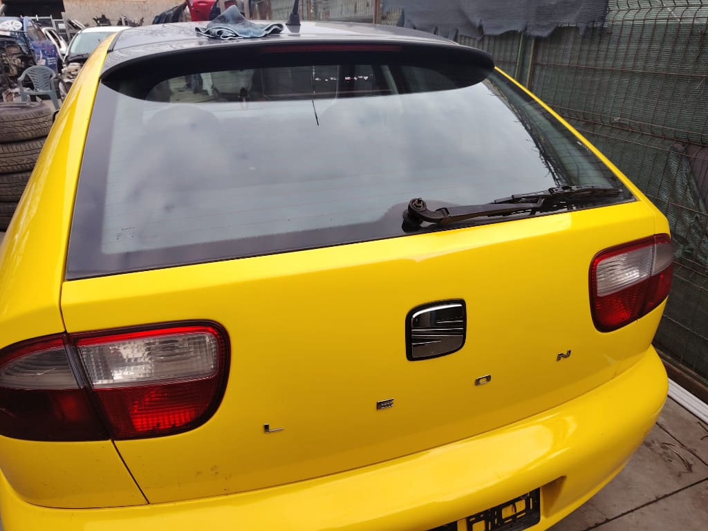HAION / PORTBAGAJ + LUNETA SEAT LEON 1M 2001 - 2006