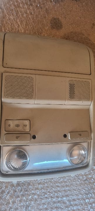00146 Plafoniera cu sertar vw passat 1k0863837e 3c0887489d