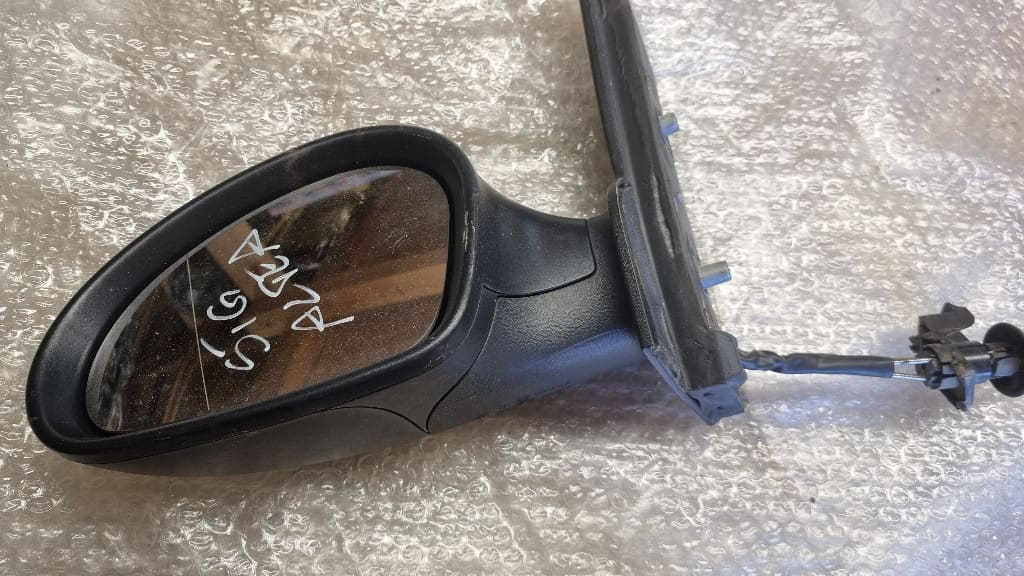 05347 Oglinda manuala stanga seat altea 5p e9014142