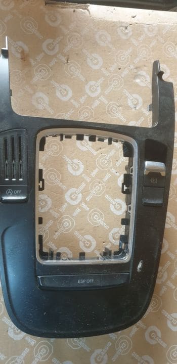 03355 Ornament interior , grila timonerie, schimbator viteze Audi A4 B8