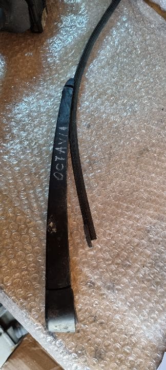 04162 Brat stergator haion vw golf, jetta, octavia 2 1T0955707A