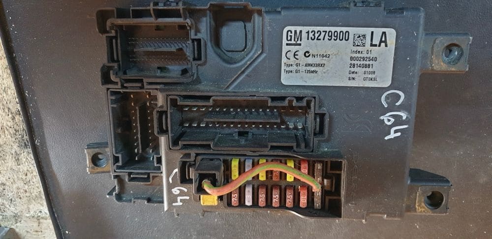 C64 Tablou sigurante Opel Corsa D Benzina 13279900
