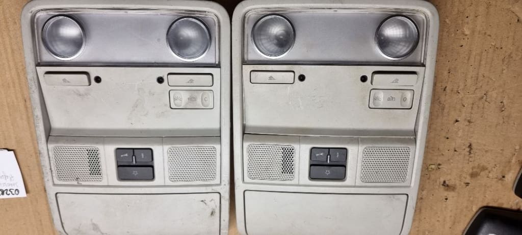 03282 Plafoniera cu panou central telefon vw passat b7 1k0868837 3c0867489d 3aa035624