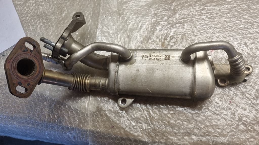 05926 Racitor gaze EGR 147350364r 1.5 DCI Renault CLIO IV