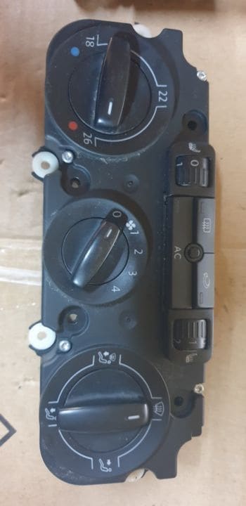 02869 Unitate control clima -incalzire scaune Vw Passat B6, Vw Tiguan