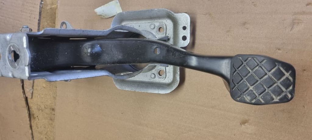03509 Pedala frana vw passat b6 1k1721057N